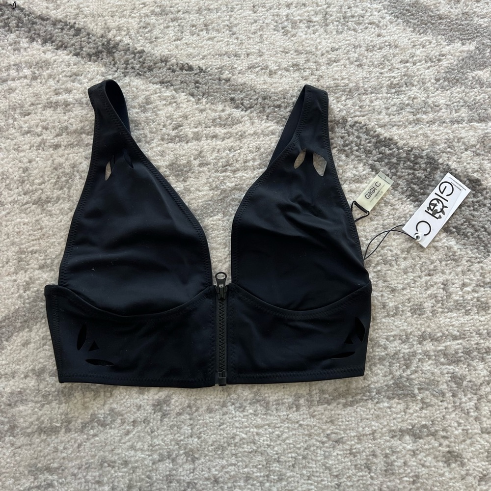 Gigi C Eden Top Sports Bra size small NWT Black